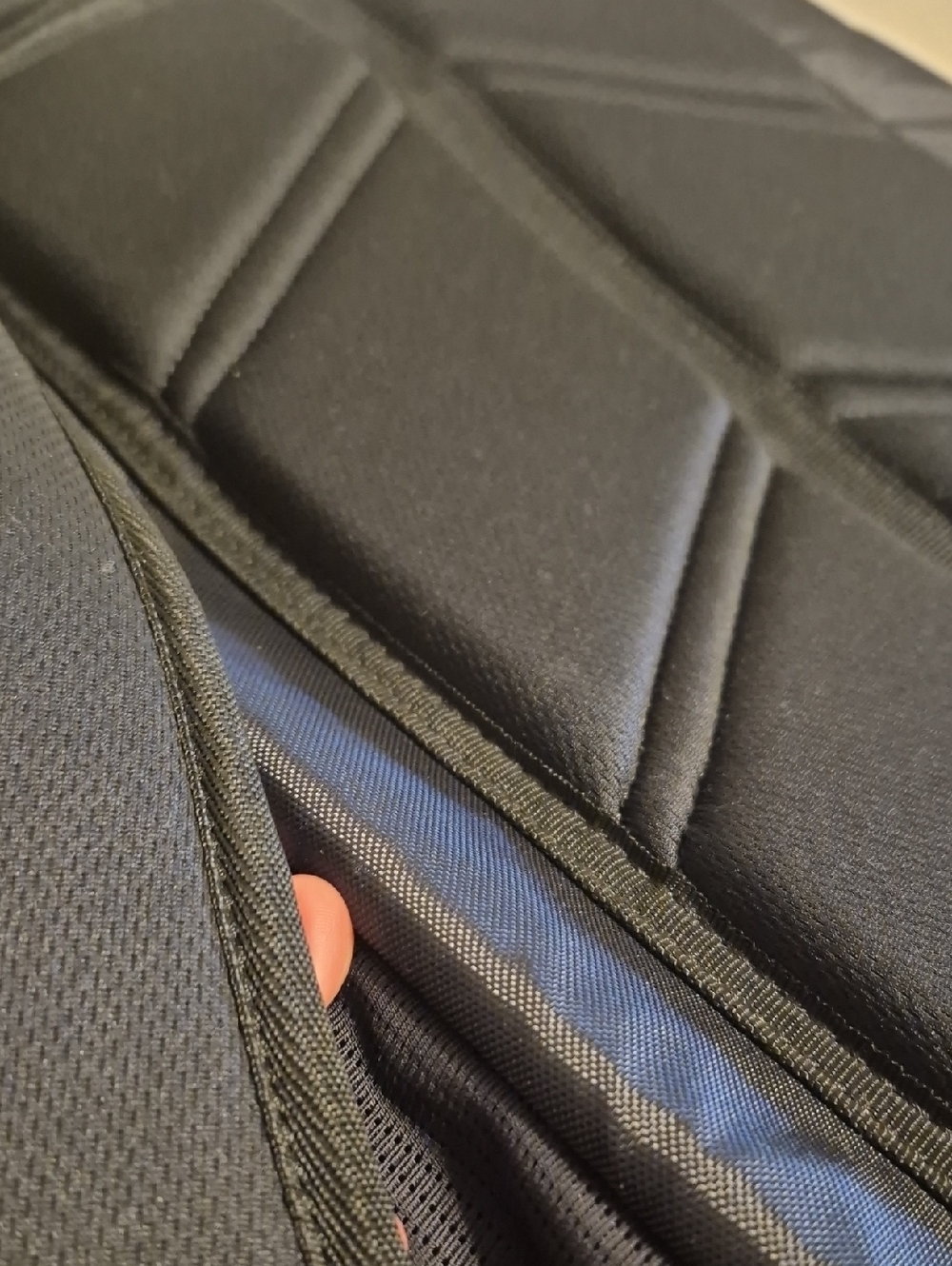 Thule Stravan Sweden Gray Backpack 16" Laptop - Picture 14 of 15